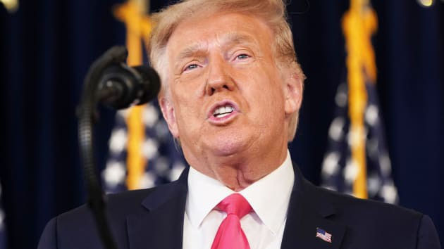 trump keu goi dung chinh tri hoa covid-19, tiep tuc cao buoc trung quoc hinh 1