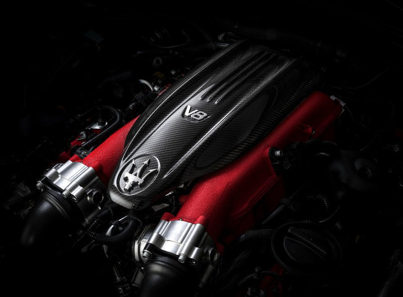 ngam 3 mau maserati trofeo doc dao vua trinh lang hinh 2