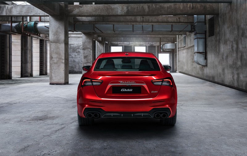 ngam 3 mau maserati trofeo doc dao vua trinh lang hinh 9