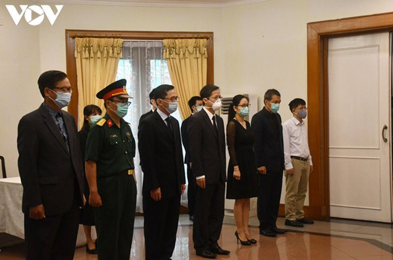 le vieng nguyen tong bi thu le kha phieu tai nhieu nuoc tren the gioi  hinh 11