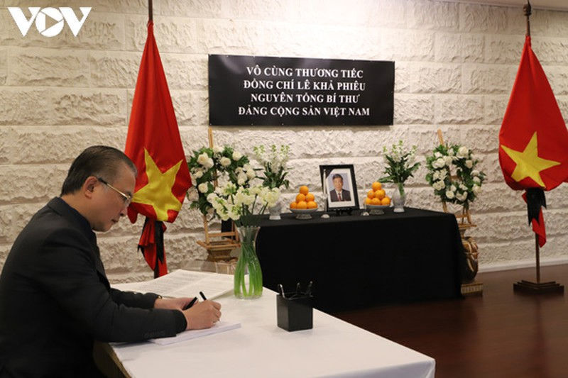 le vieng nguyen tong bi thu le kha phieu tai nhieu nuoc tren the gioi  hinh 13