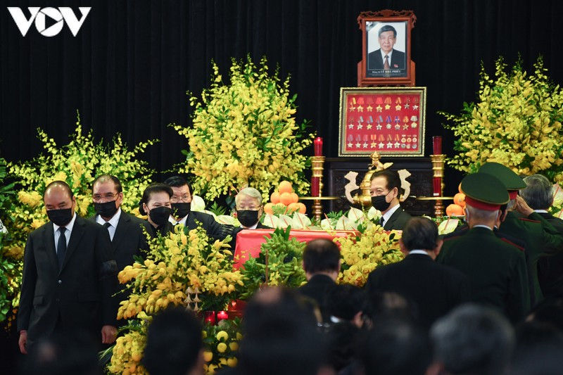 toan canh le truy dieu nguyen tong bi thu le kha phieu hinh 8