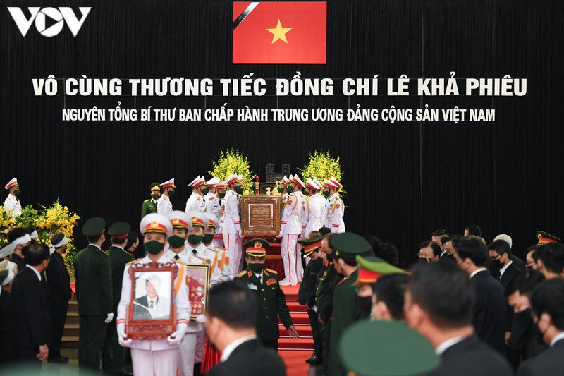 toan canh le truy dieu nguyen tong bi thu le kha phieu hinh 11