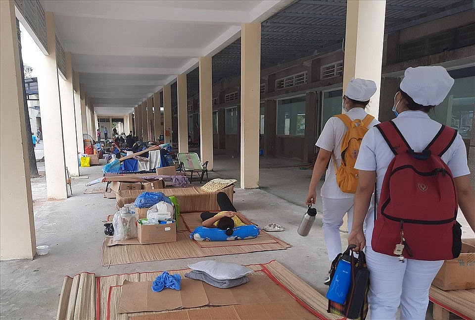 Bình Dương: Cận cảnh 3 bệnh viện trăm tỉ xây xong, nơi bỏ trống, nơi thả bò