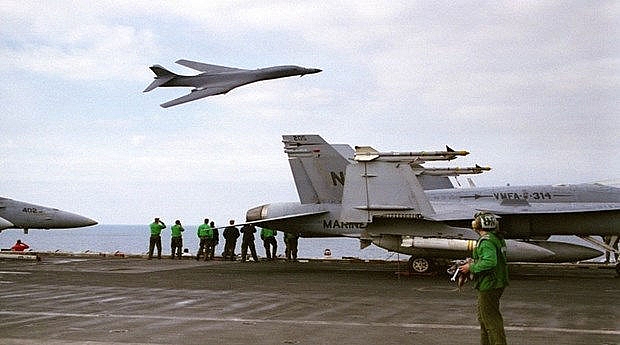 Nhật-Mỹ tập trận không quân và hải quân trên Biển Hoa Đông