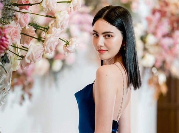 Những kiểu tóc ngang vai thẳng đẹp tự nhiên được yêu thích nhất 2020 - Ảnh 3 Những kiểu tóc ngang vai thẳng đẹp tự nhiên được yêu thích nhất 2020 - Ảnh 3