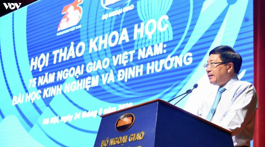 thanh tuu cua nganh ngoai giao la