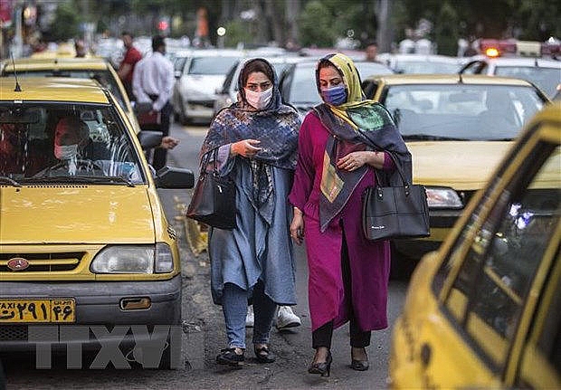 Iran phát hiện thêm hơn 2.000 ca nhiễm COVID-19 trong 24 giờ