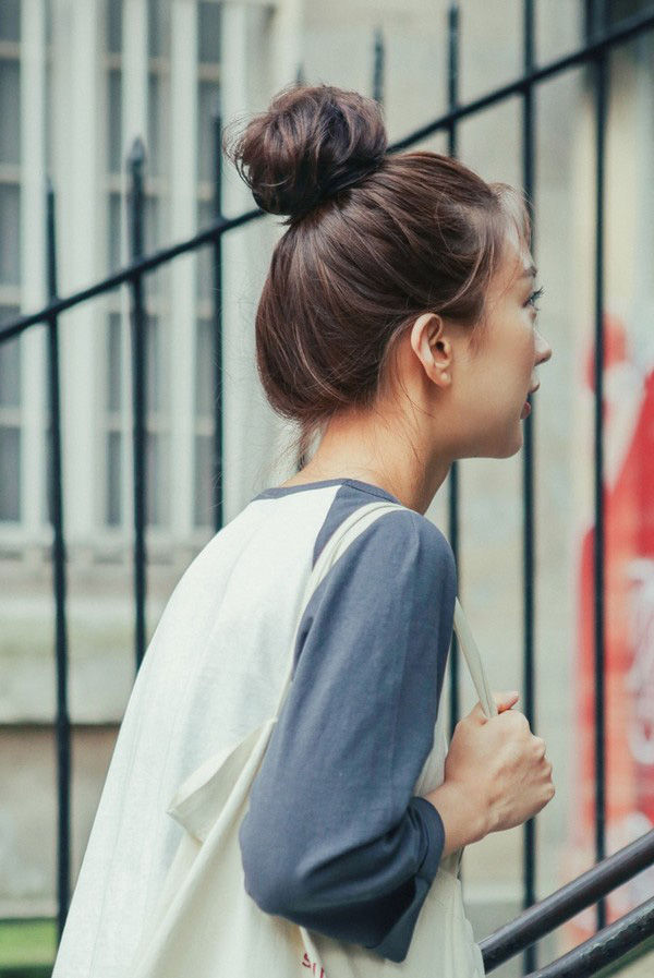 Nếu thường xuyên 'hành hạ' mái tóc theo những cách này, đừng hỏi tại sao tóc rụng cả nắm, hói đầu trong nháy mắt - Ảnh 4 Nếu thường xuyên 'hành hạ' mái tóc theo những cách này, đừng hỏi tại sao tóc rụng cả nắm, hói đầu trong nháy mắt - Ảnh 4