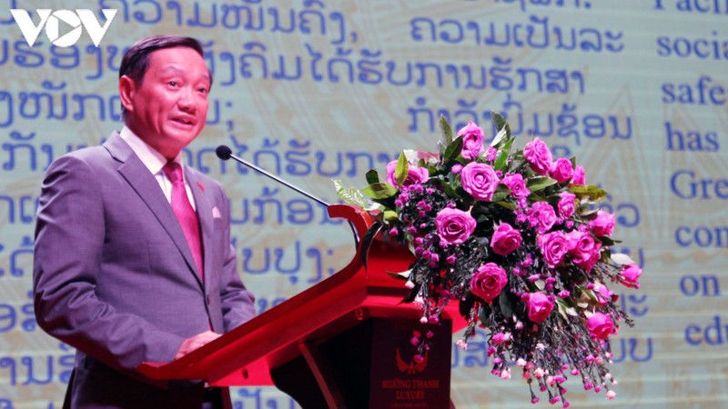 ky niem 75 nam quoc khanh viet nam tai lao  hinh 1