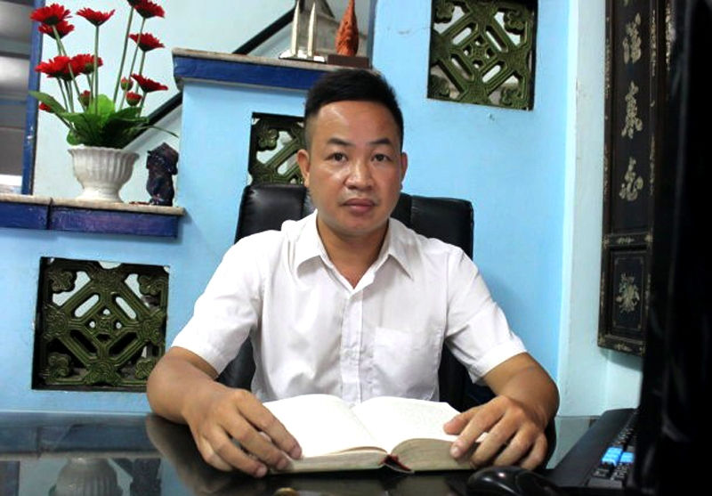 Hai đối tượng giả danh Công an để chiếm đoạt tài sản sẽ phải đối mặt 4 tội danh hai doi tuong gia danh cong an de chiem doat tai san se phai doi mat 4 toi danh