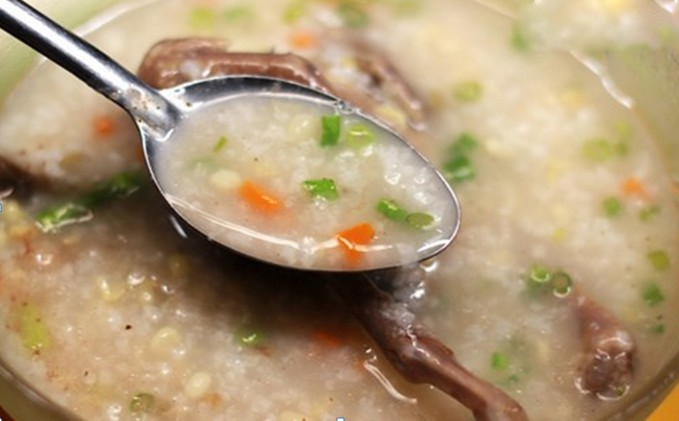 Học ngay cách nấu cháo chim bồ câu cho bà bầu thơm ngon và dễ thực hiện - Ảnh 8 Học ngay cách nấu cháo chim bồ câu cho bà bầu thơm ngon và dễ thực hiện - Ảnh 8