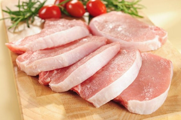 Những loại thực phẩm là 'khắc tinh' của thịt lợn, ăn cùng dễ sinh bệnh - Ảnh 1
