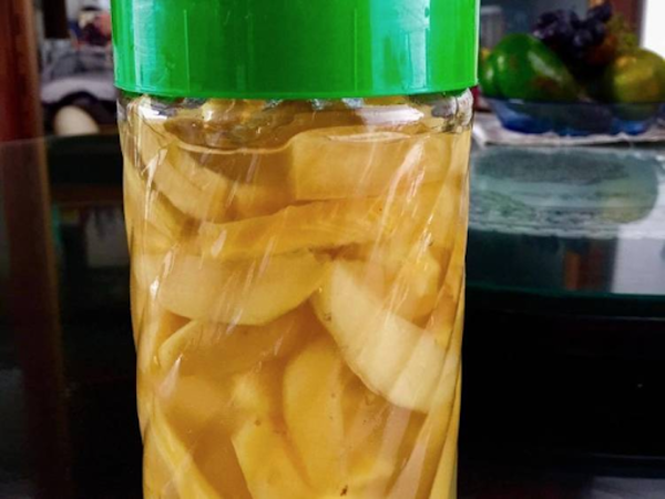 Tác dụng của khế chua ngâm đường phèn khiến bạn bất ngờ - Ảnh 1 tac dung cua khe chua ngam duong 1