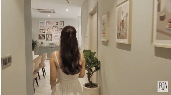 Một góc khách của căn hộ. Ảnh: Cắt Clip, NSCC