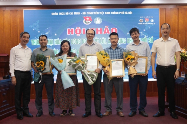 Để người trẻ hiểu thêm về Logistics và vận tải xanh...