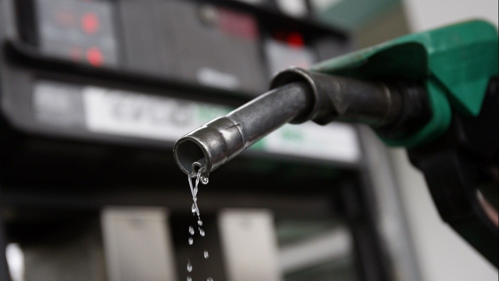 Nhiều doanh nghiệp xăng dầu đầu mối bị tước giấy phép kinh doanh