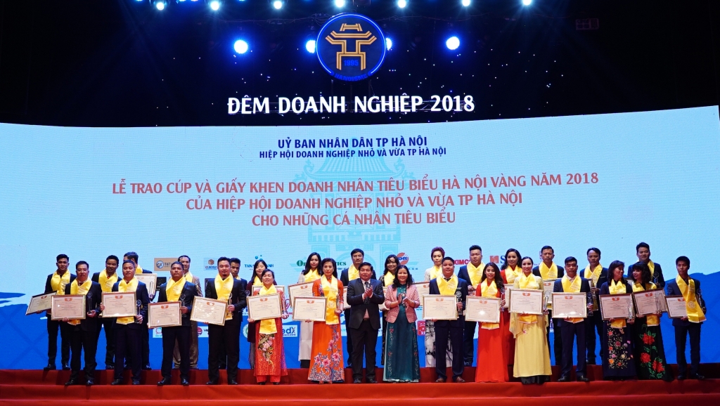 Một số Doanh nghiệp tiêu biểu nhận khen thưởng năm 2018