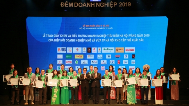 gan 200 doanh nghiep thu do tieu bieu duoc vinh danh