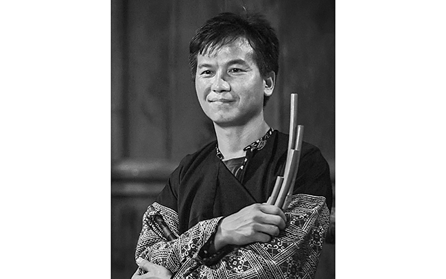 chang trai hmong khoi nghiep du lich cong dong