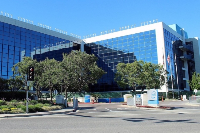 startup nen tang ai doi dien ke hoach thau tom cua intel