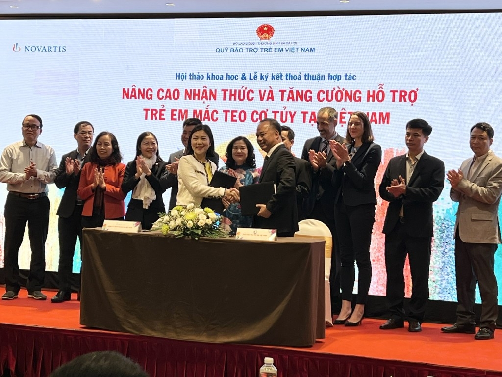 Lễ kí kết thỏa thuận hợp tác giữa Quỹ Bảo trợ Trẻ em Việt Nam và Công ty TNHH Novartis Việt Nam