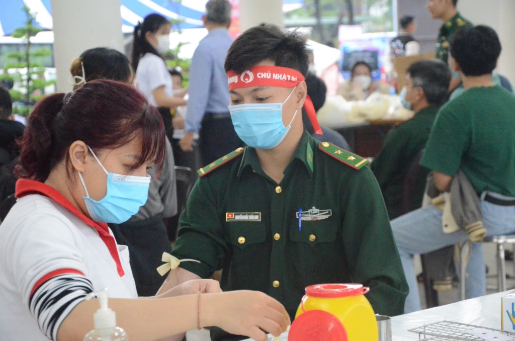 Đà Nẵng: Ngày hội “Chủ nhật Đỏ” lần thứ XV thu gần 600 đơn vị máu