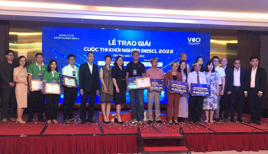 Trao giải cuộc thi khởi nghiệp đồng bằng sông Cửu Long năm 2022