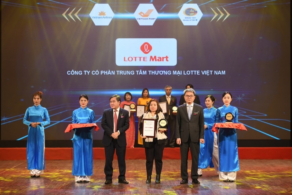 LOTTE Mart được vinh danh "Top 10 Nhãn hiệu nổi tiếng Việt Nam năm 2022"